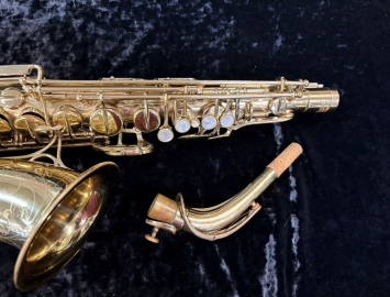 Photo Fantastic Deal on an Overhauled 'The Martin Alto' Saxophone - Serial # 158266